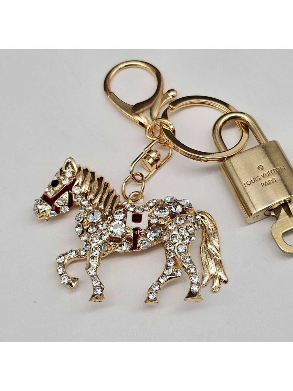 Authentic Louis Vuitton Padlock Gold 🔒 Key Set + Unbranded Keychain Charm - Picture 3 of 9